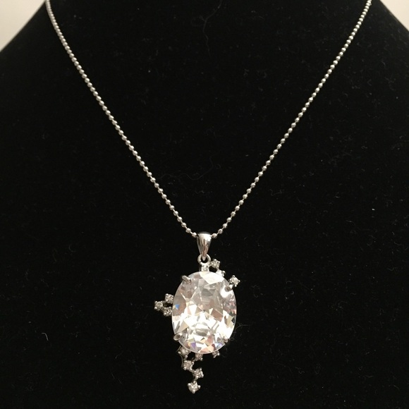 Rhinestone Crystal Necklace with Dangle Earrings - Picture 2 of 6